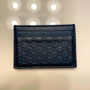Gucci card holder. Good condition